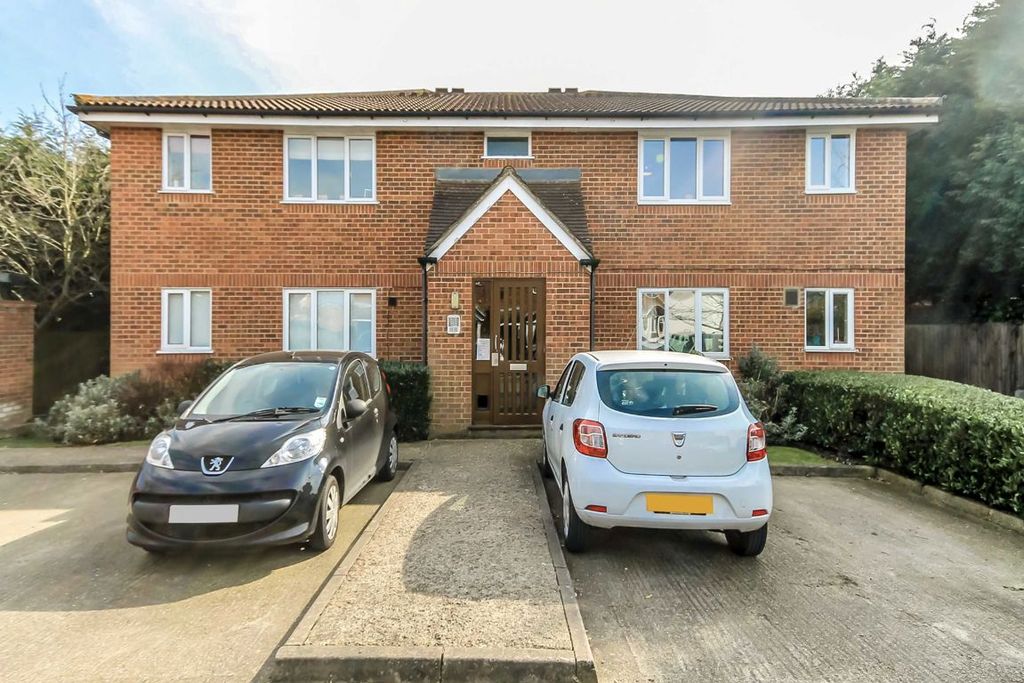 Property photo 1 of 4