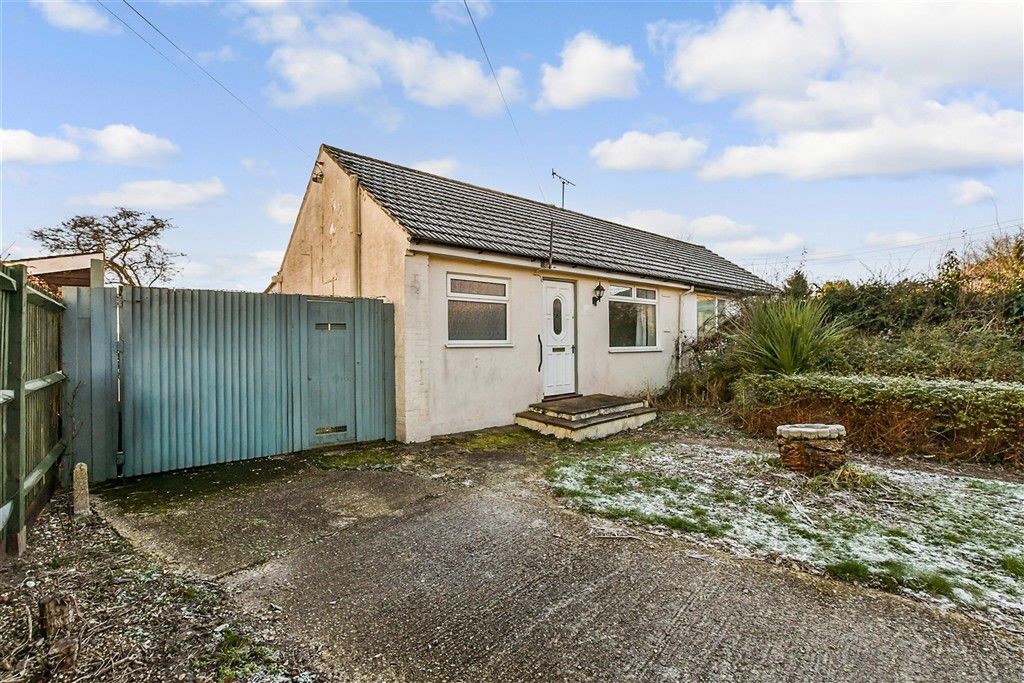 Property photo 1 of 12 External Front Web..