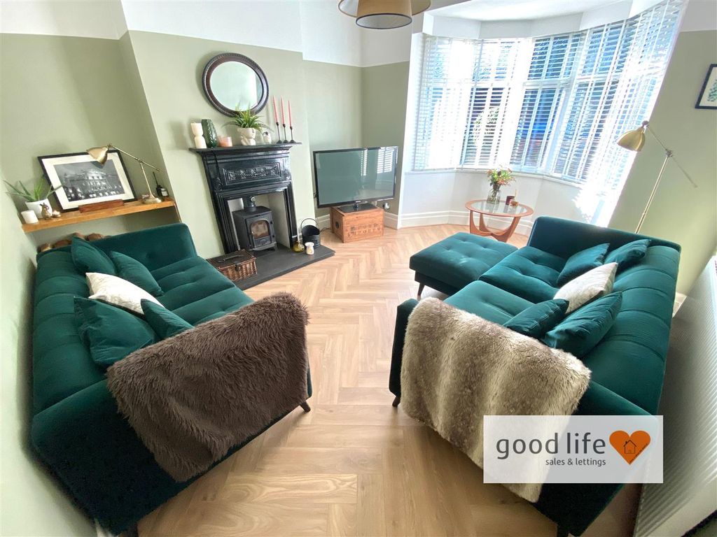 Property photo 2 of 17 20251202_111406910_Ios1Fairholme.Jpg