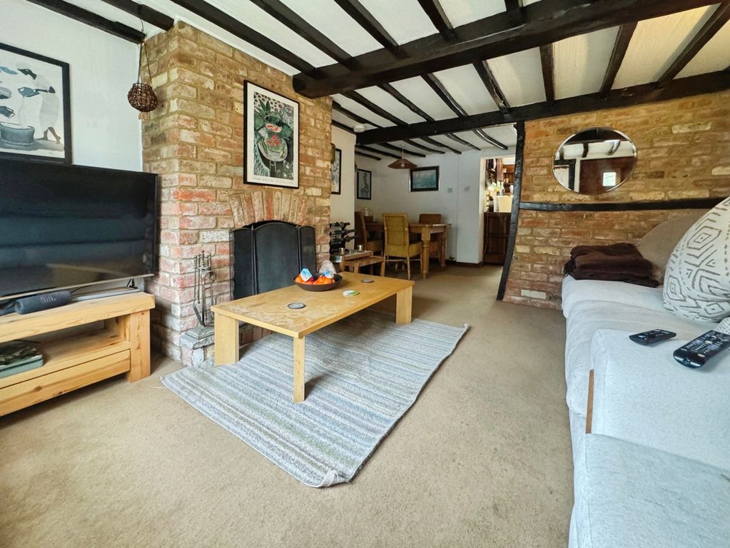 Property photo 2 of 12 Pbox-Img.Jpg