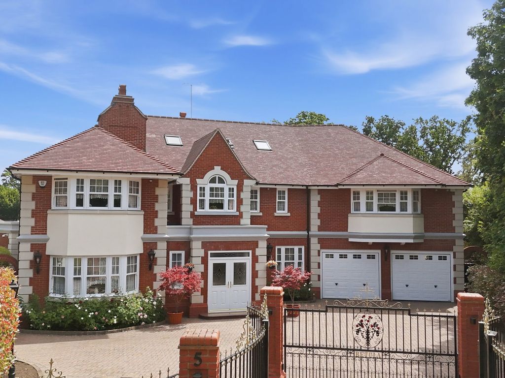 Additional image 56 of 5 bed detached house for saleWambrook Close, Hutton Mount, Brentwood CM13