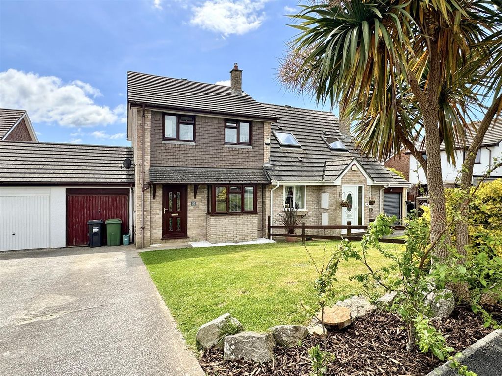 Property photo 1 of 25