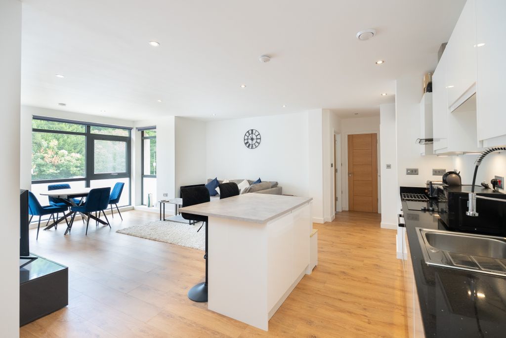 Property photo 2 of 10 Dsc06103