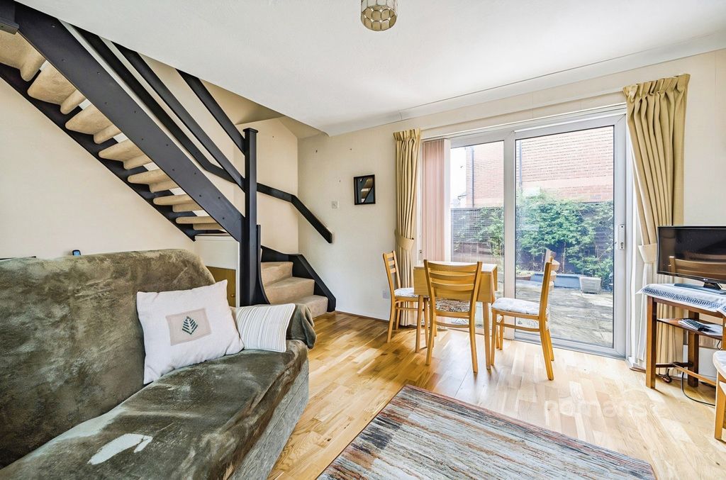 Property photo 2 of 9 Pbox-Img.Jpg