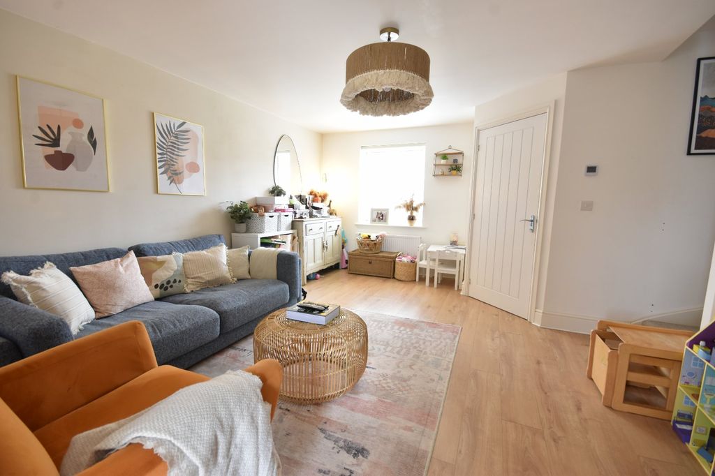 Property photo 2 of 15 Picture No. 05