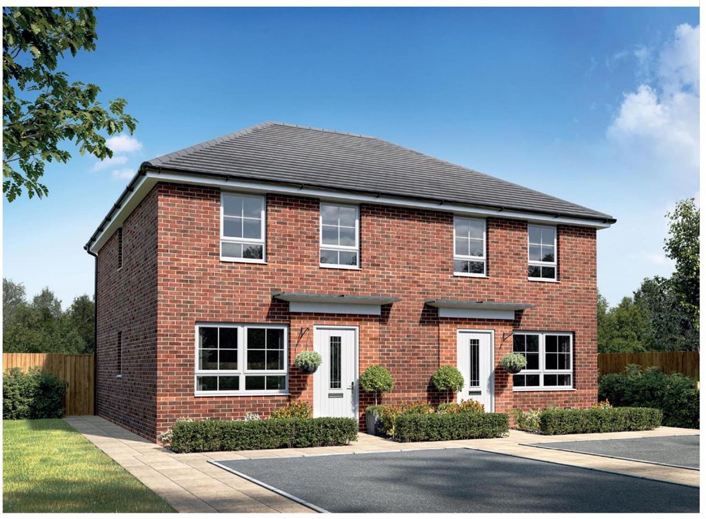 Property photo 2 of 12 Front Garden