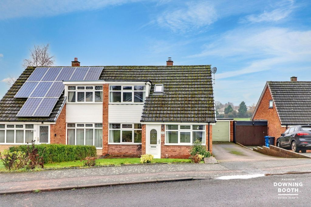 Property photo 1 of 28