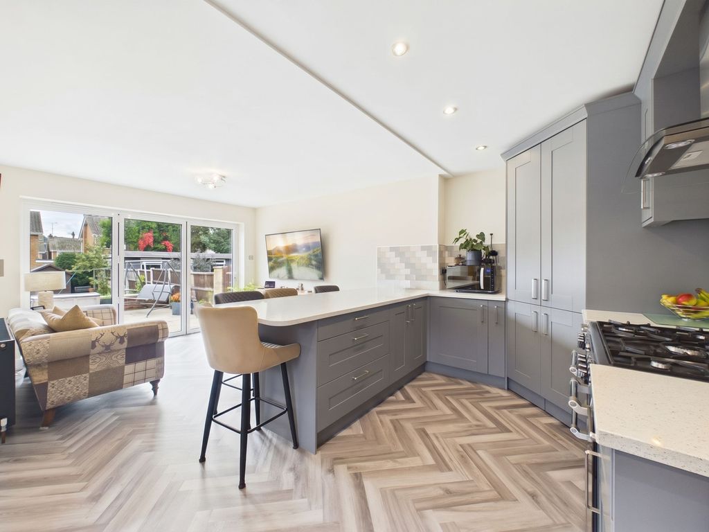 Property photo 2 of 23 Open-Plan Kitchen/Living