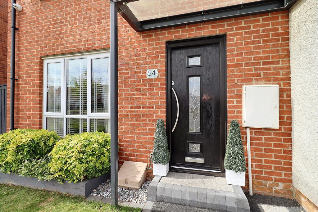 Property photo 2 of 29