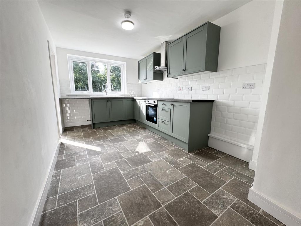 Property photo 2 of 26 Tempimageybrczy.Jpg