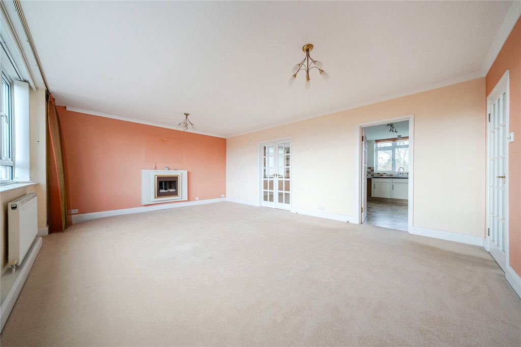 Property photo 1 of 24 Picture No. 23