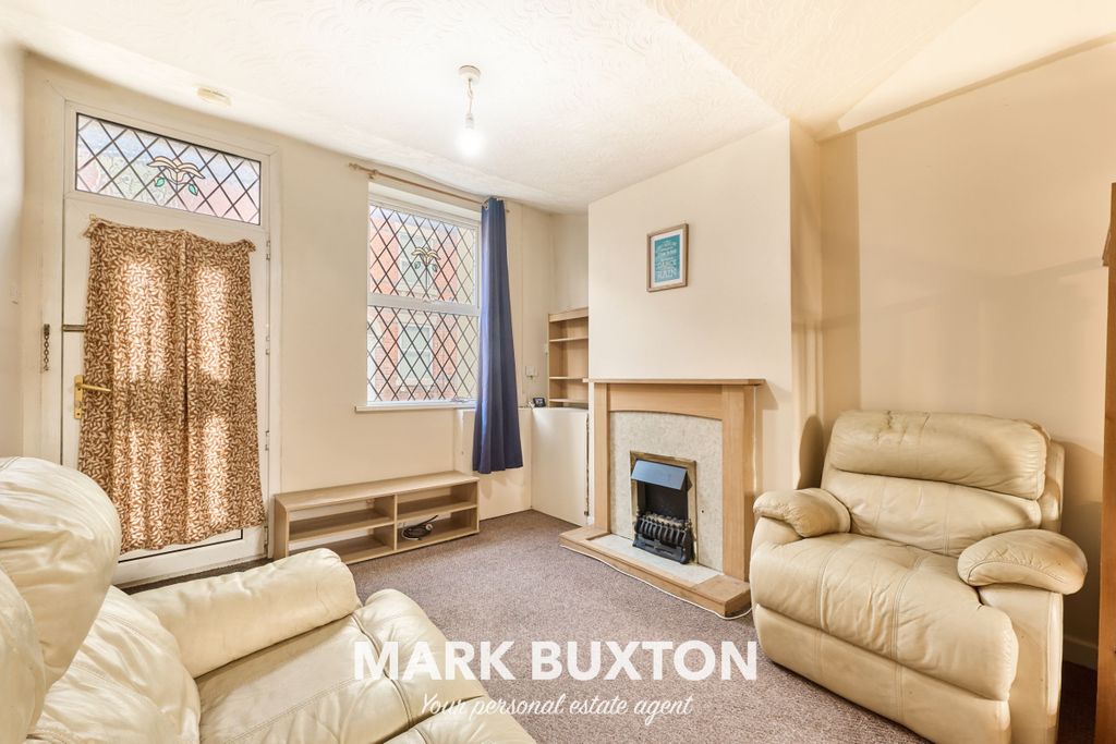 Property photo 3 of 14