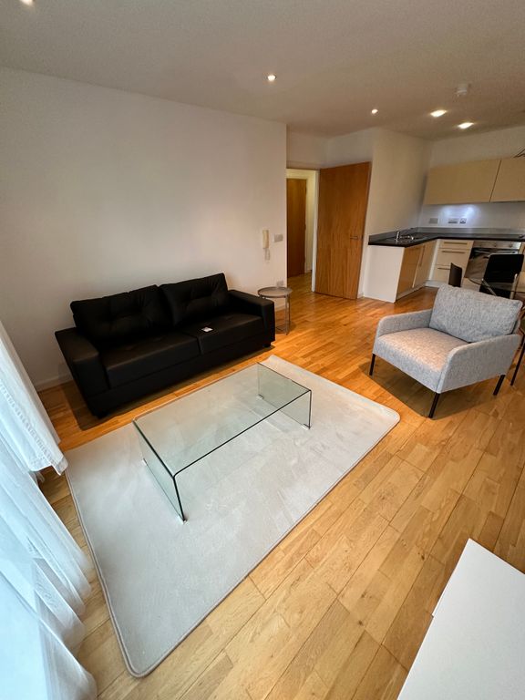 Property photo 2 of 9