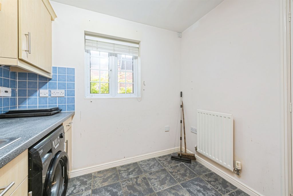 Property photo 3 of 16