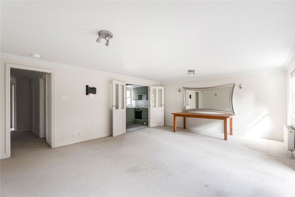 Property photo 3 of 20 Reception Room