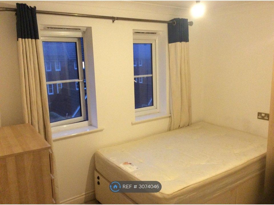 Property photo 1 of 5