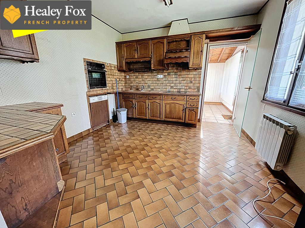 Property photo 2 of 17