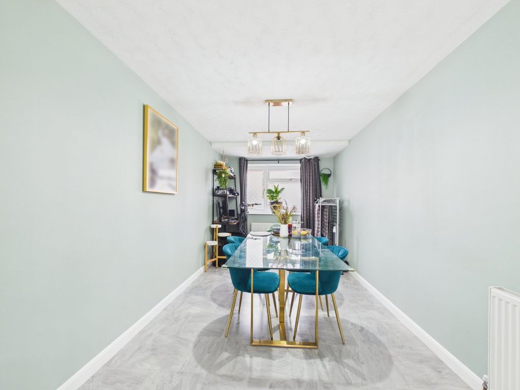 Additional image 12 of 3 bed terraced house for saleThe Spinney, Chesham, Buckinghamshire HP5