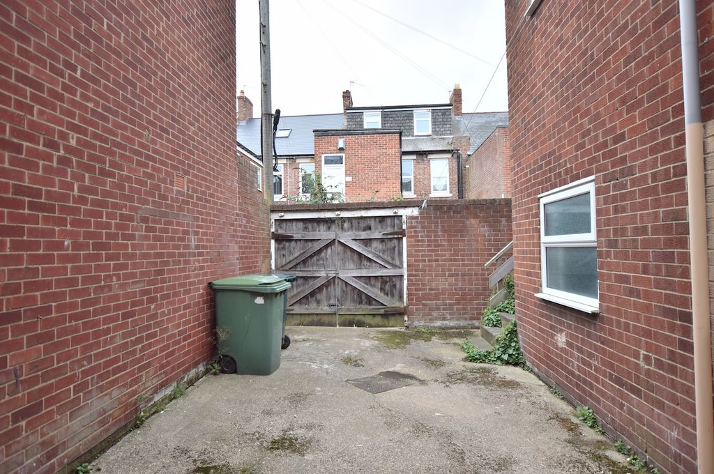 Property photo 2 of 12 Undefined...