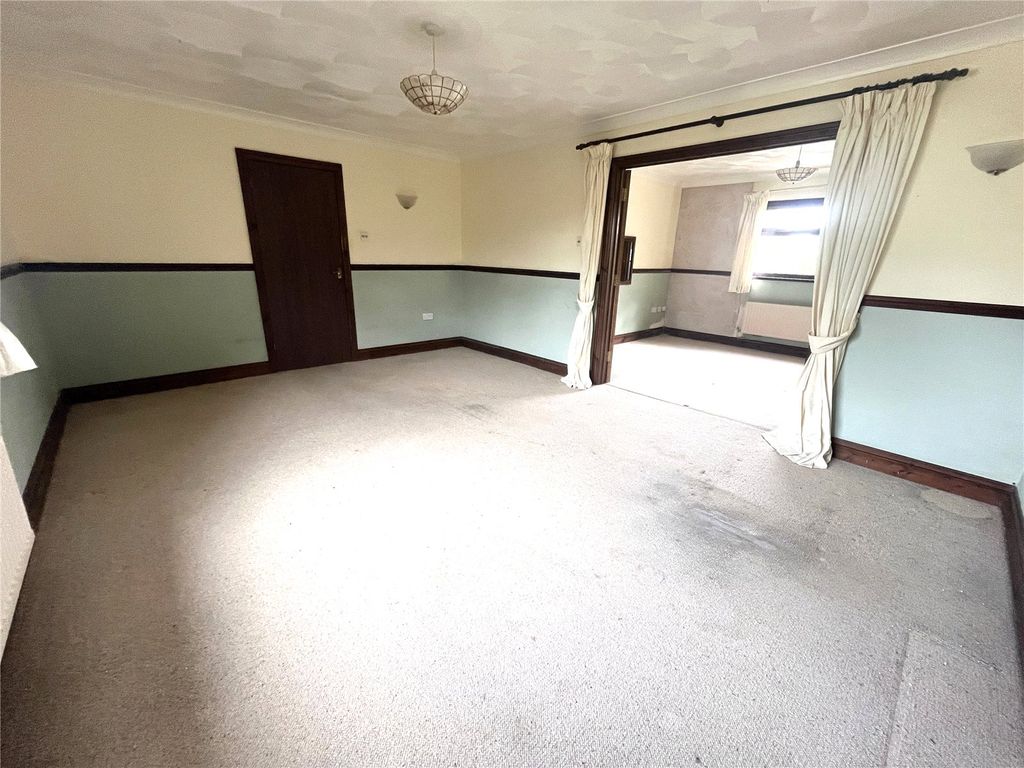 Property photo 2 of 20 Picture No. 14