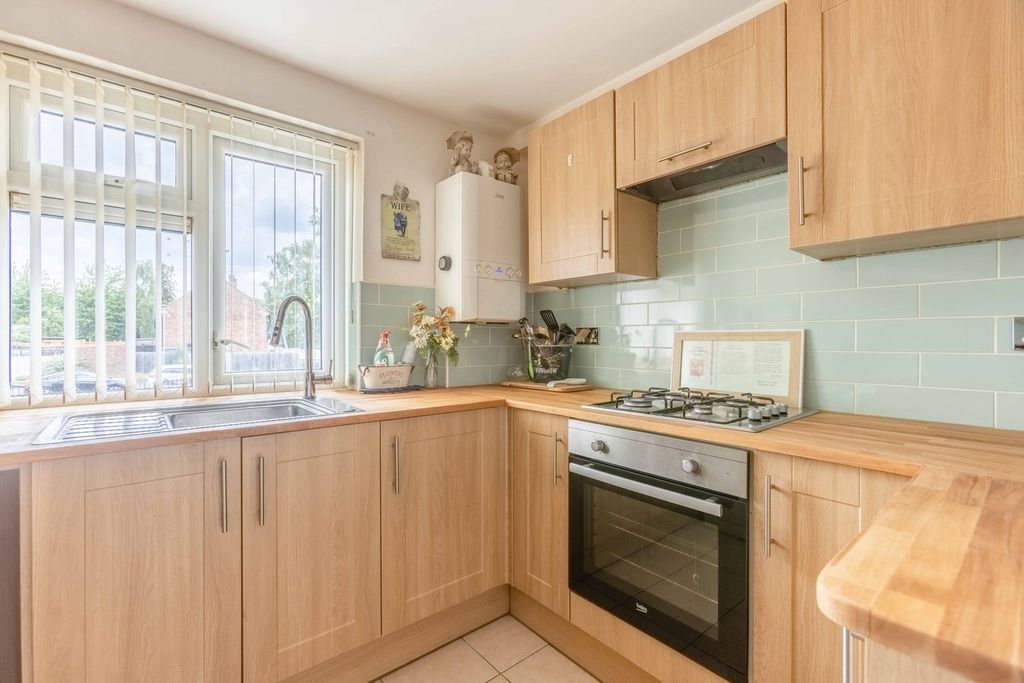Property photo 3 of 13