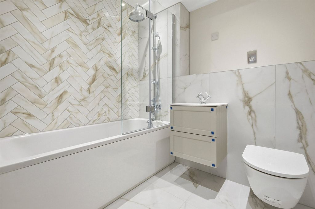 Property photo 3 of 10 Example Bathroom