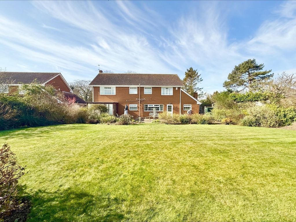 Property photo 1 of 21