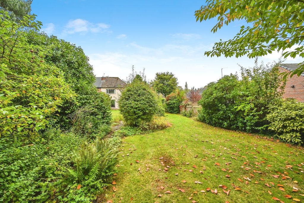 Property photo 2 of 17 Photo