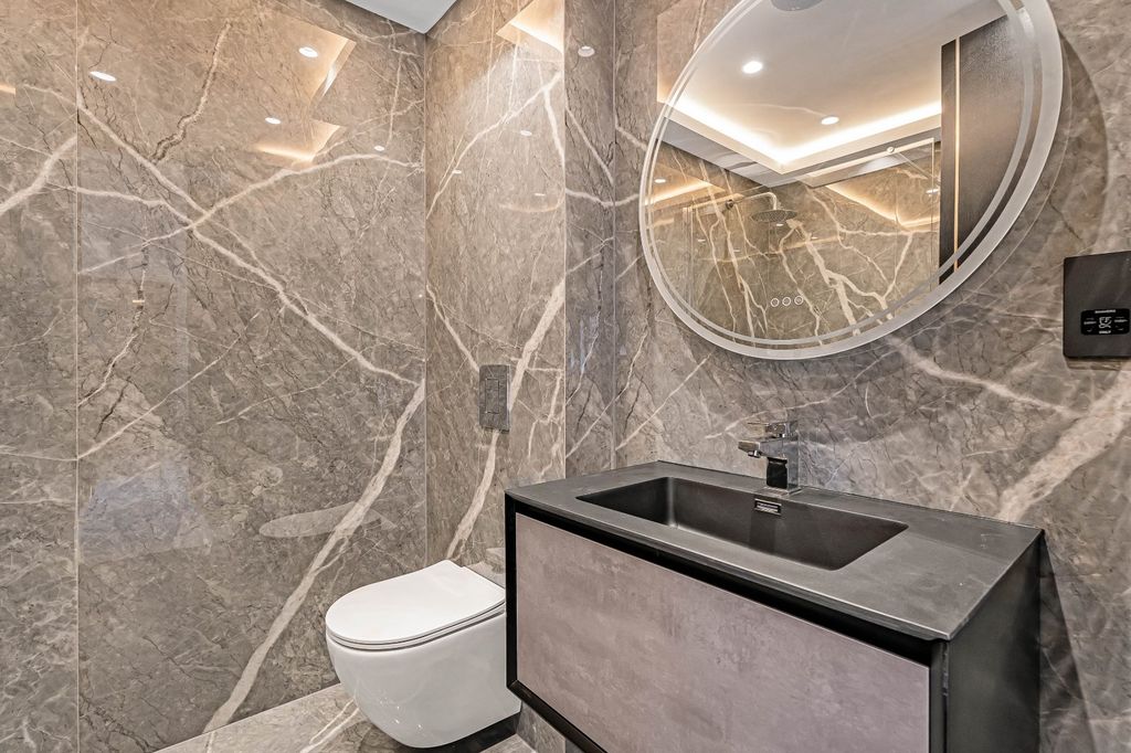 Additional image 11 of 5 bed detached house for salePipers Green Lane, Edgware HA8