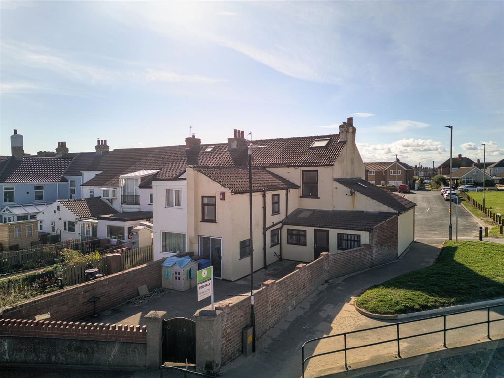 Property photo 3 of 22