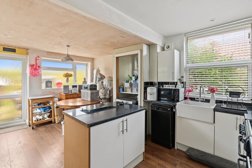 Property photo 2 of 9 Kitchen/Diner