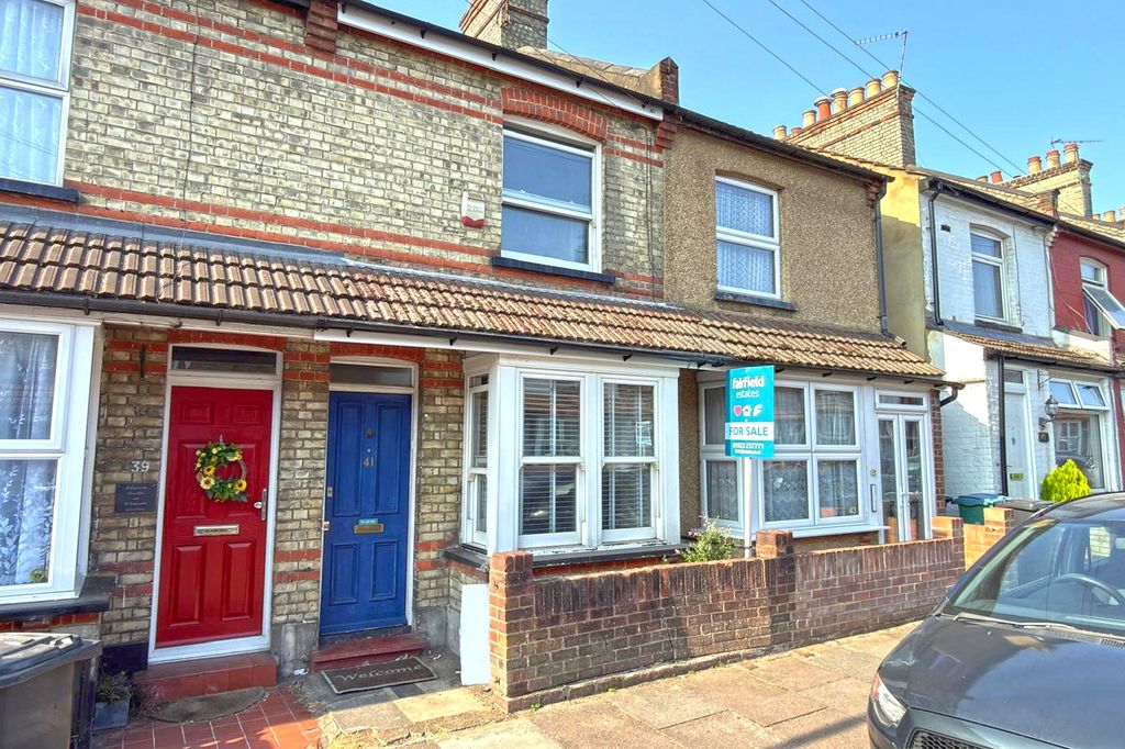 Property photo 1 of 10