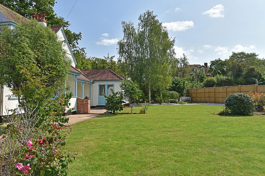 Property photo 2 of 26