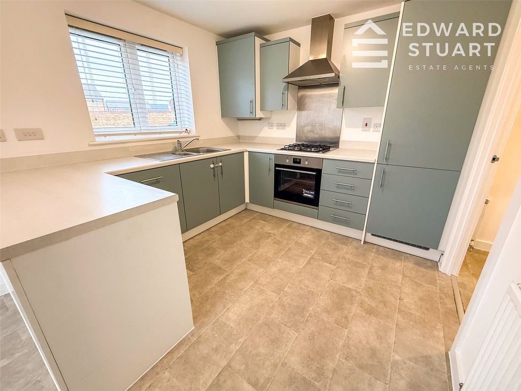 Property photo 2 of 13 Picture No. 11