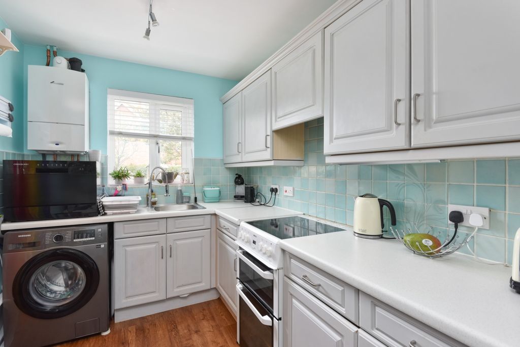 Property photo 3 of 17 42131914