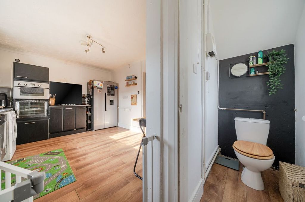 Property photo 2 of 11 1430741869Bd18Ffcc8c6