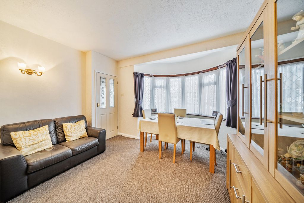 Property photo 3 of 20 1362610-4-68De99c...