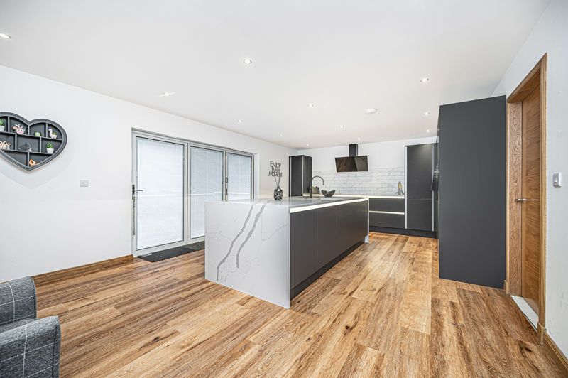 Property photo 2 of 46 Dining Kitchen