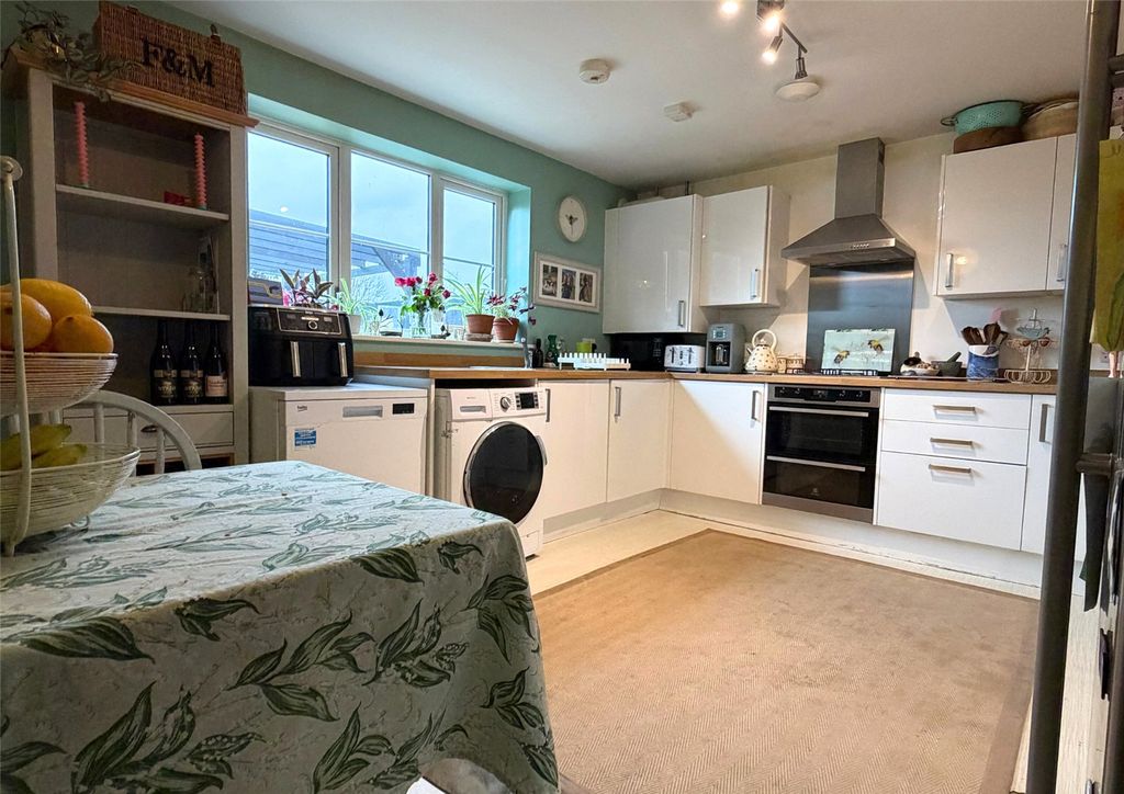 Property photo 2 of 13 Picture No. 01