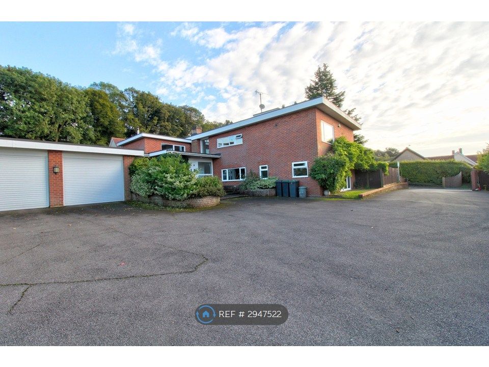 Property photo 2 of 29