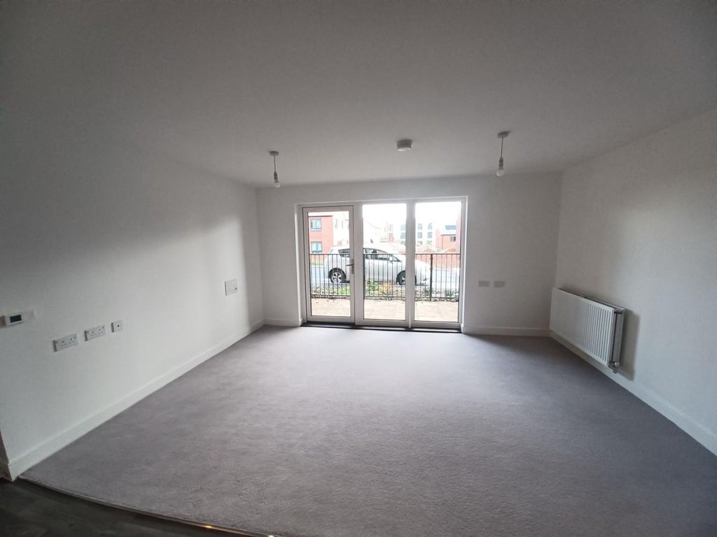 Property photo 3 of 7