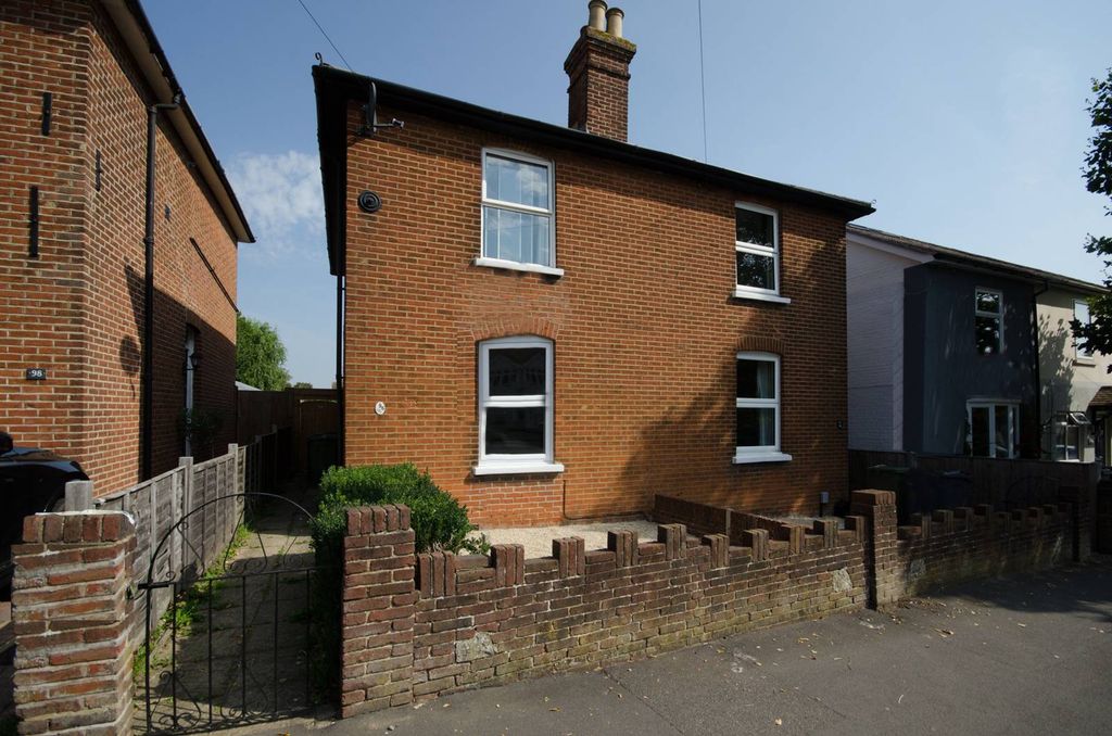 Property photo 2 of 9