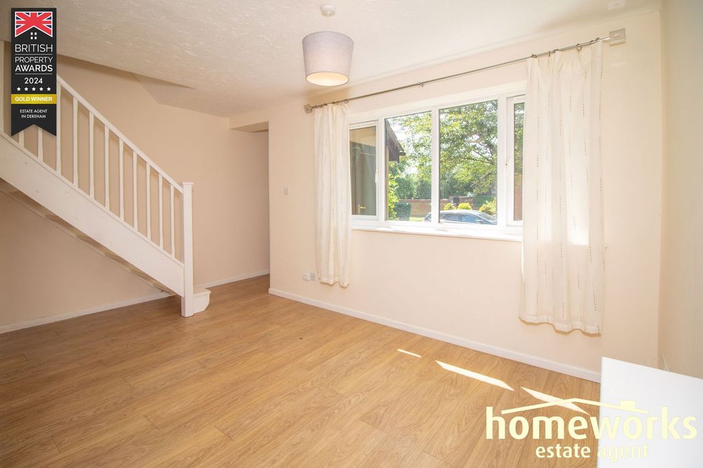 Property photo 2 of 7