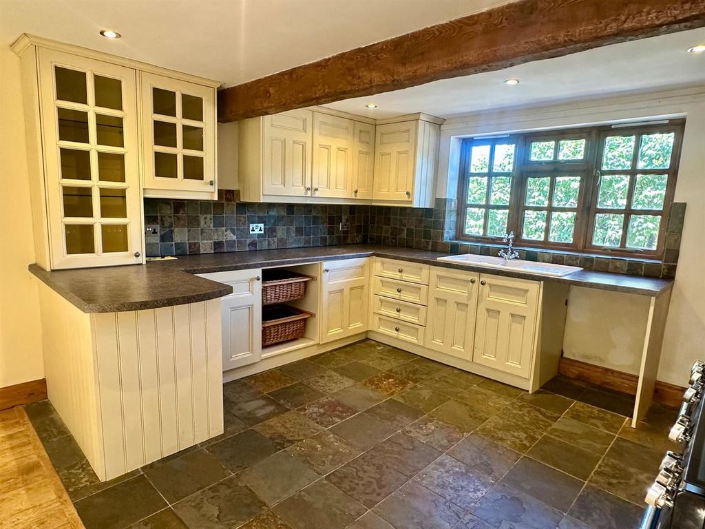 Property photo 2 of 16 Kitchen Dining Area