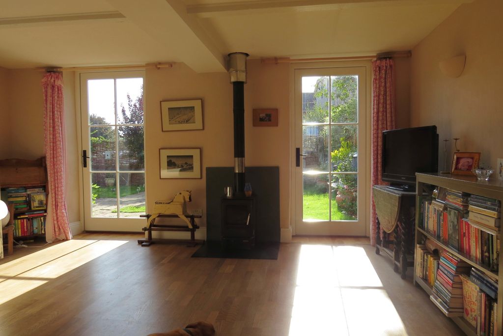 Property photo 2 of 18