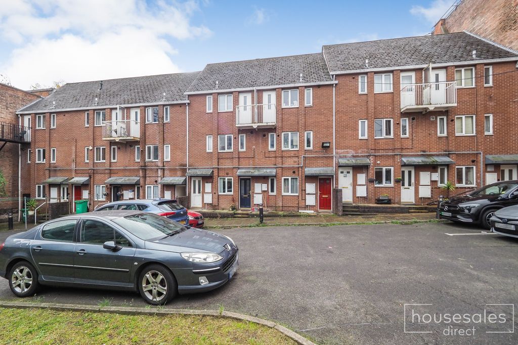 Property photo 1 of 14