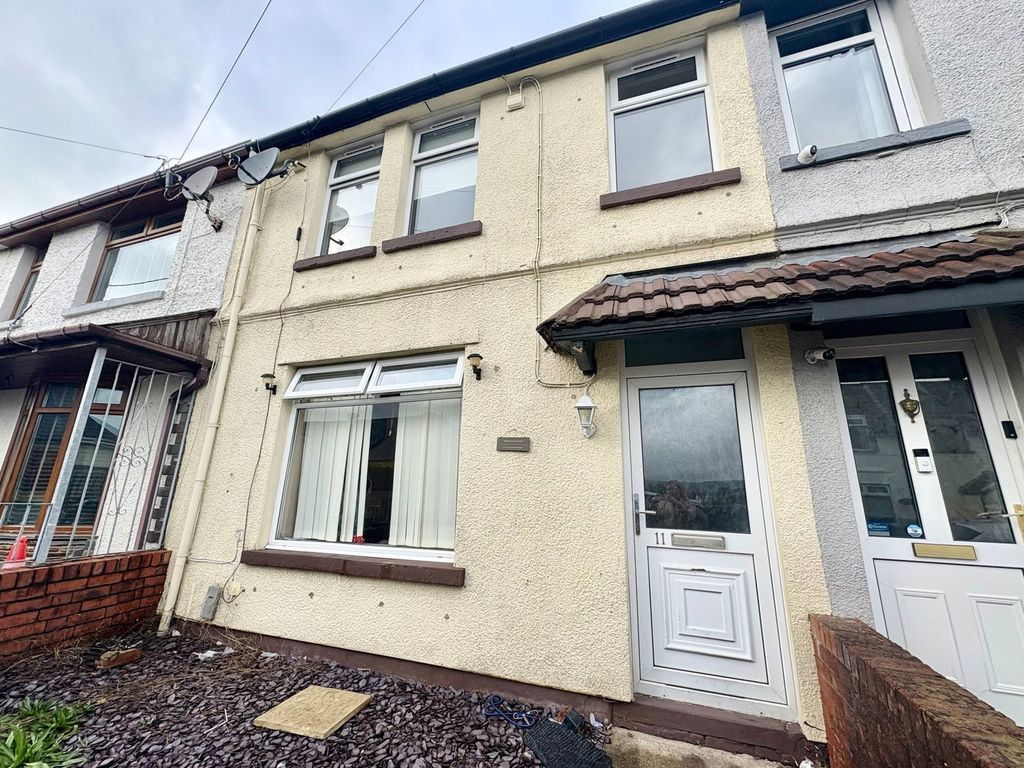 Property photo 1 of 27