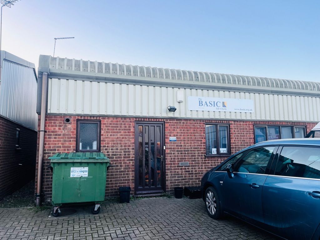 Property photo 2 of 6 Photo 1