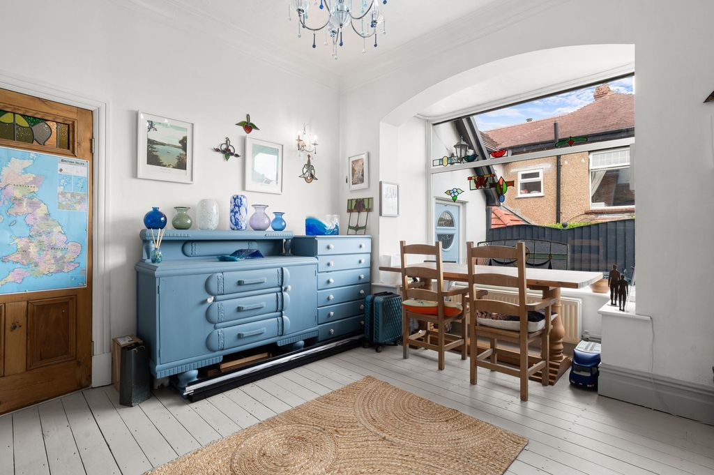 Additional image 21 of 4 bed semi-detached house for saleEarnsdale Avenue, Darwen BB3