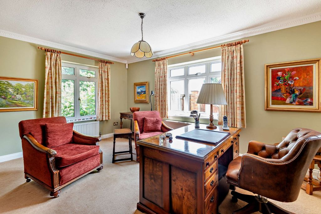 Additional image 8 of 4 bed bungalow for saleLatimer Way, Knotty Green, Beaconsfield, Buckinghamshire HP9